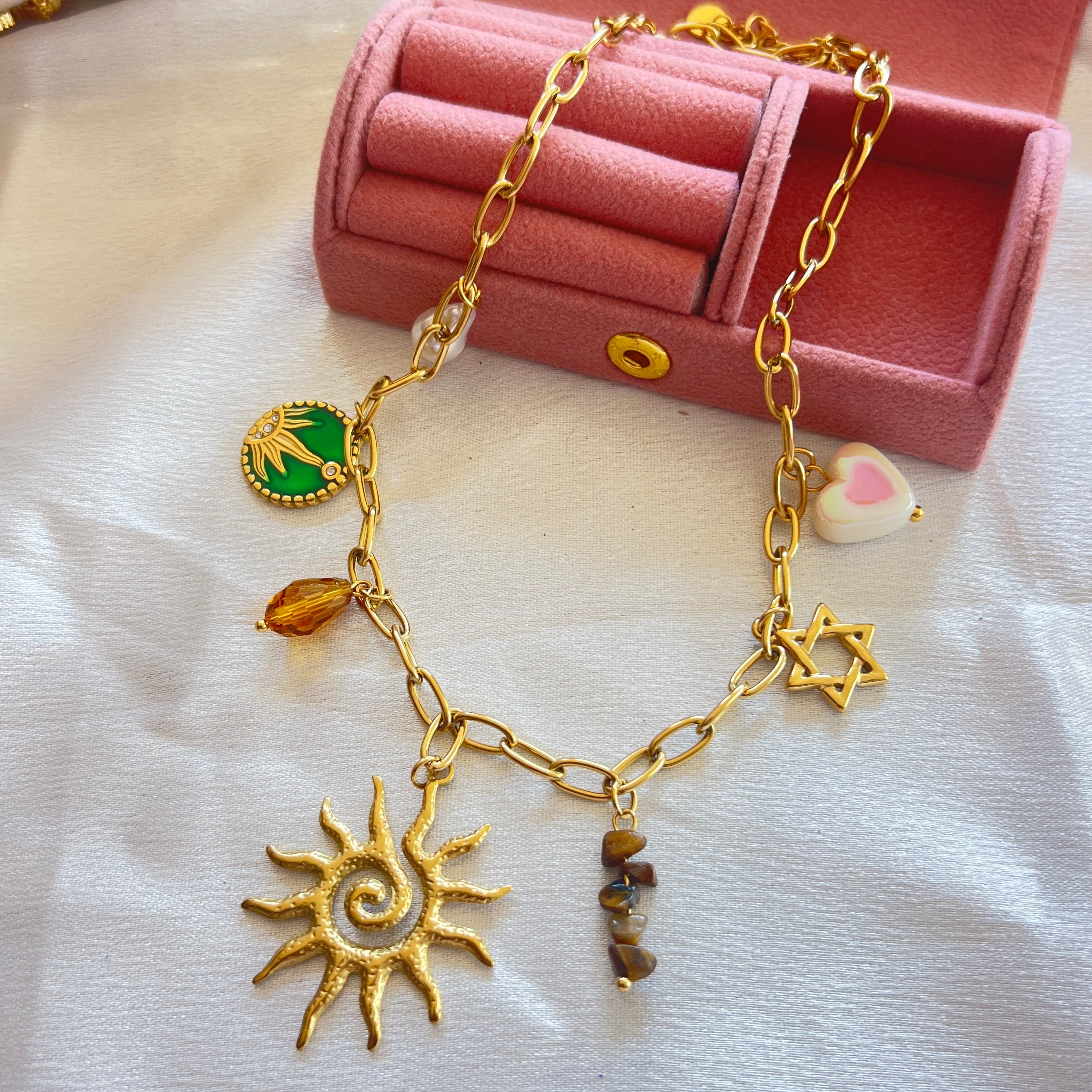 COLLIER SUNNY